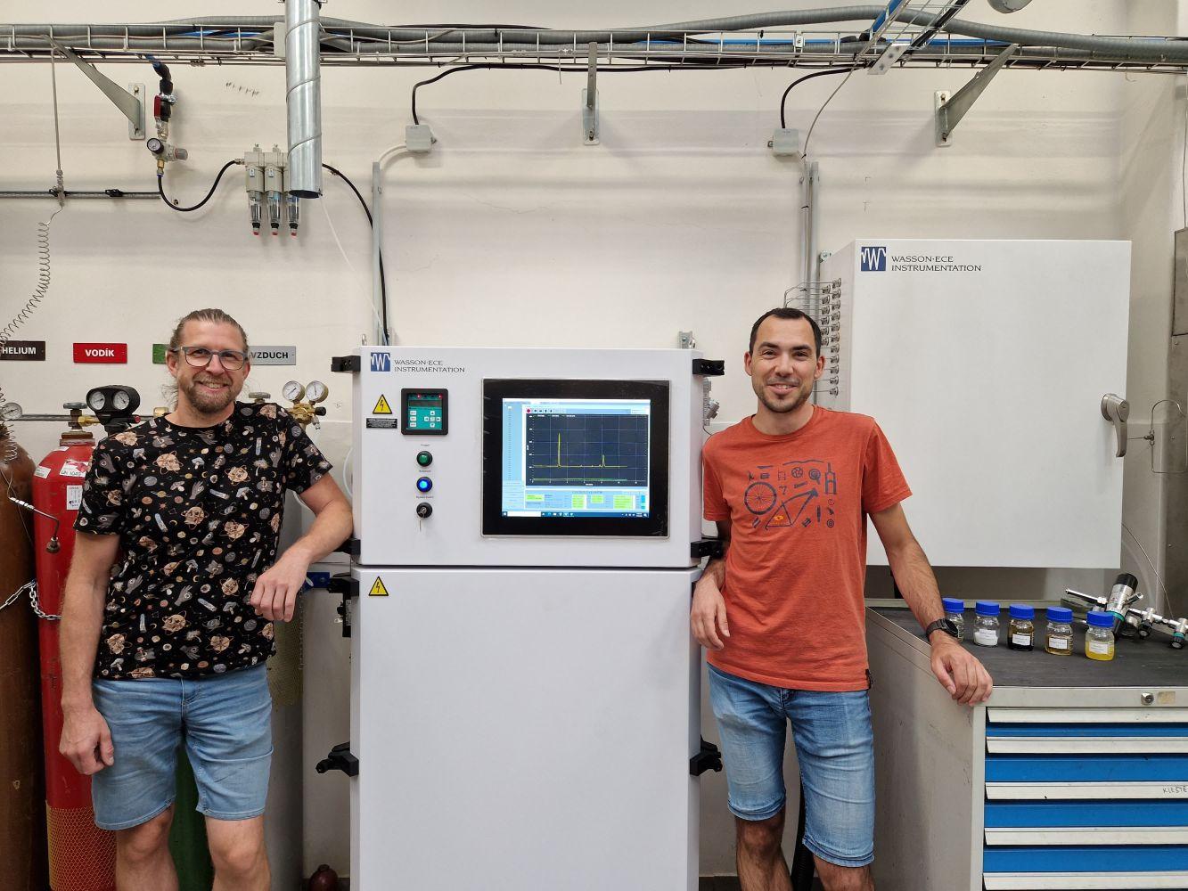 Procesní plynový chromatograf