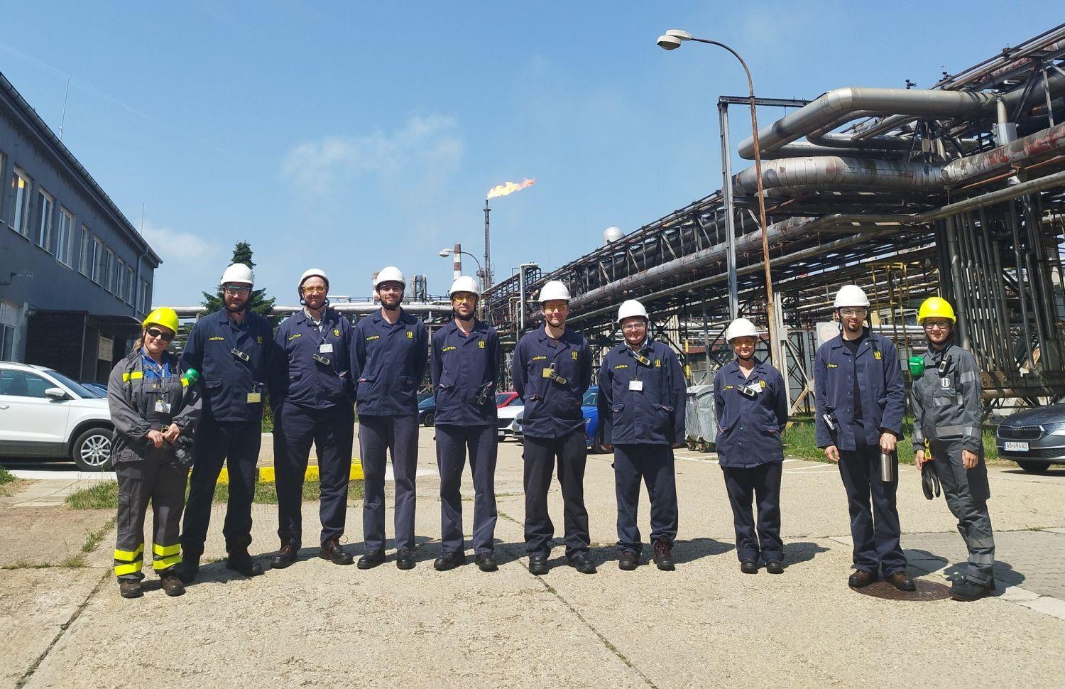 Návštěva STU v Bratislavě a exkurze v rafinérii Slovnaft